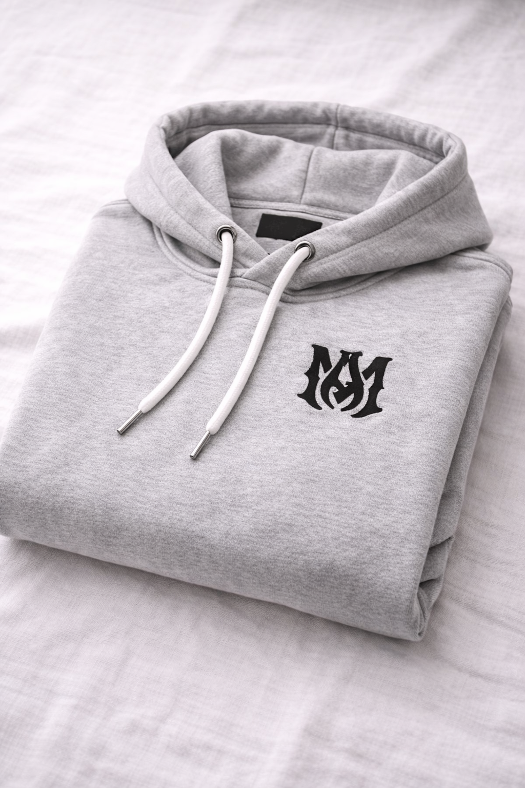 Men's urban streetwear hoodie styled for everyday fashion, travel and casual winter wear in Australia.
